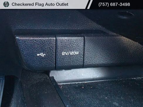 Used 2021 Toyota Camry LE FWD image 18