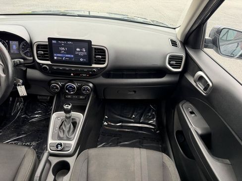 Used 2022 Hyundai Venue SEL w/ Cargo Package FWD image 24