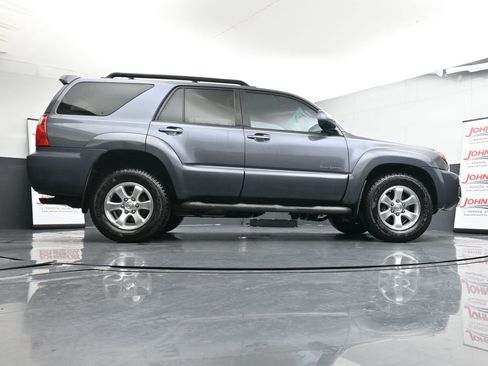 Used 2008 Toyota 4Runner SR5 image 44