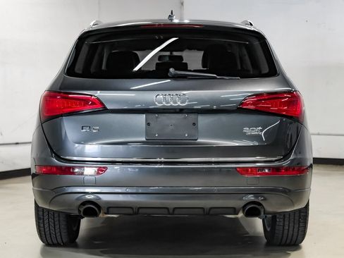 Used 2017 Audi Q5 2.0T Premium Plus w/ Technology Package image 15