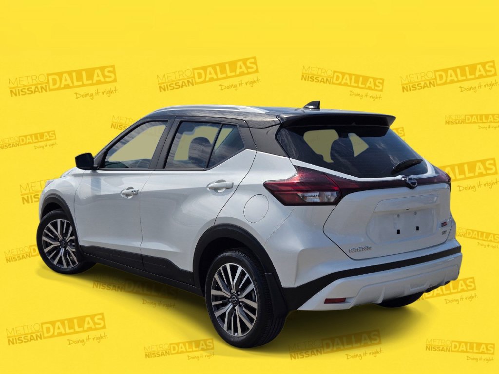 Certified 2024 Nissan Kicks SV FWD image 4