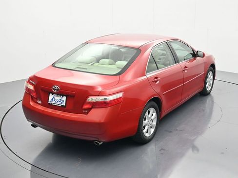 Used 2009 Toyota Camry LE FWD image 30