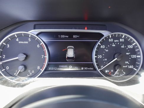 Used 2024 Nissan Rogue SV FWD image 18