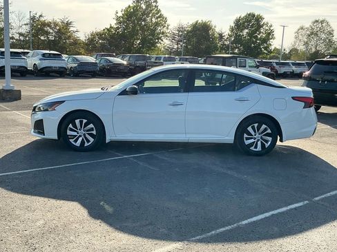 Used 2025 Nissan Altima 2.5 S image 4