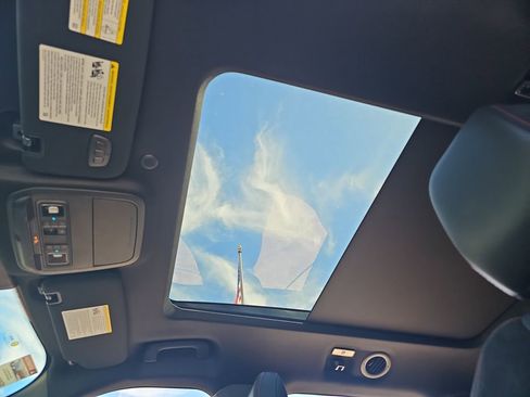 New 2026 Ford Explorer ST w/ Sun And Sound Package image 32