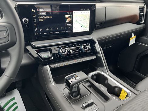 New 2026 GMC Sierra 1500 Denali w/ Denali Reserve Package image 30