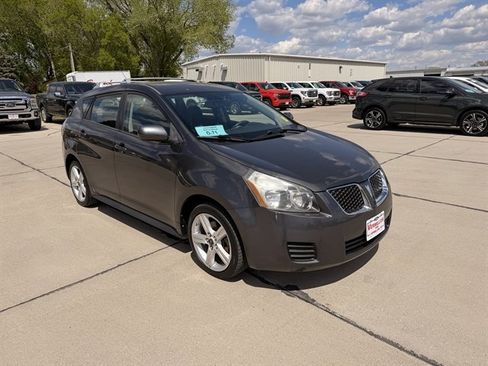 Used 2009 Pontiac Vibe AWD w/ Preferred Package image 1