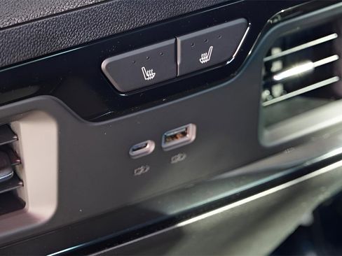 New 2026 GMC Sierra 2500 AT4 w/ AT4 Premium Plus Package image 36