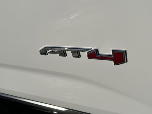 New 2026 GMC Terrain AT4 w/ Technology Package II image 9