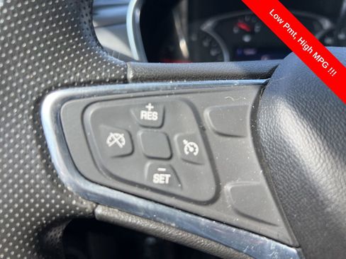 Used 2019 Chevrolet Equinox LT image 16