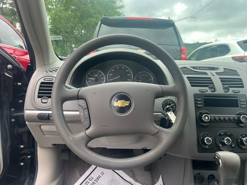 Used 2007 Chevrolet Malibu LS image 18