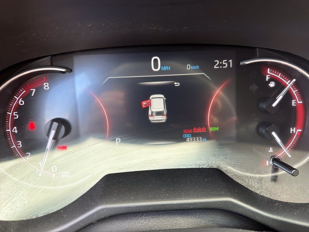 Used 2023 Toyota RAV4 XLE w/ Convenience Package AWD/4WD image 15