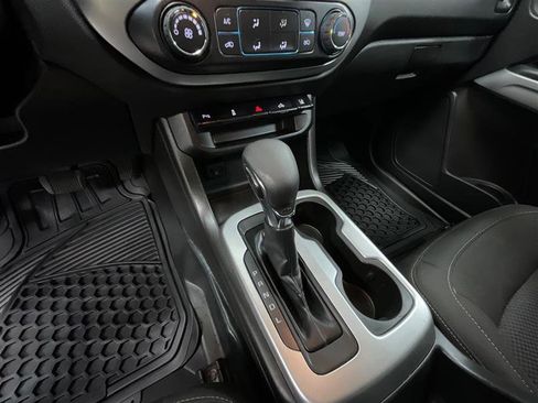 Used 2022 Chevrolet Colorado LT w/ Fleet Safety Package image 14