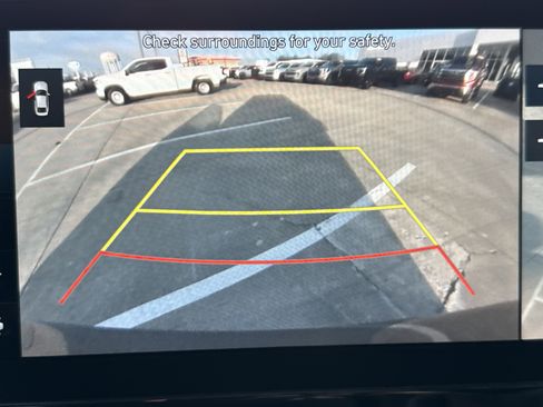 Used 2022 Hyundai Palisade Calligraphy image 32