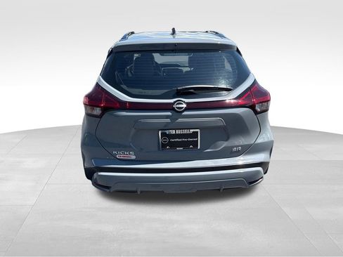 Used 2023 Nissan Kicks SR w/ SR Premium Package FWD image 5