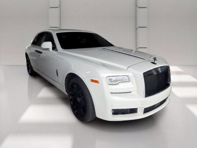 Used 2018 Rolls-Royce Ghost RWD image 3