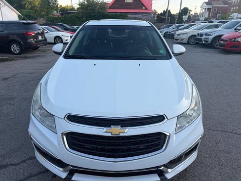 Used 2015 Chevrolet Cruze LTZ FWD image 4