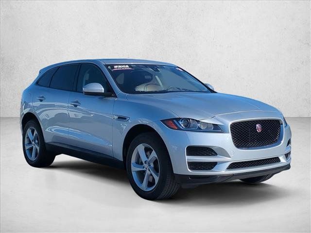Used 2017 Jaguar F-PACE Premium AWD/4WD image 3