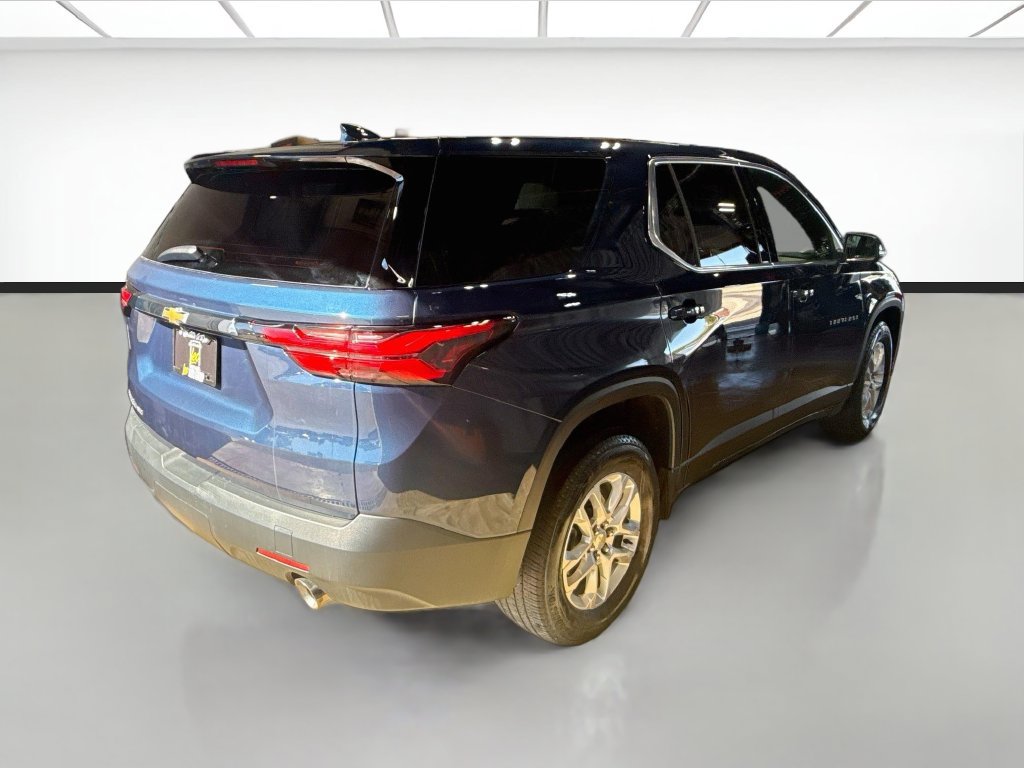Used 2023 Chevrolet Traverse LS w/ Safety Package AWD/4WD image 6