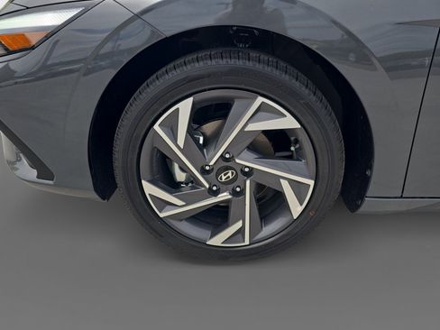 New 2026 Hyundai Elantra Limited w/ Cargo Package FWD image 9