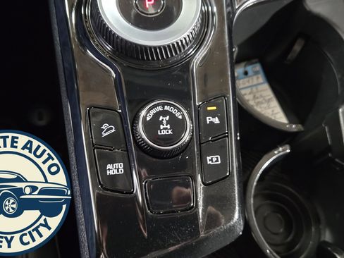 Used 2023 Kia Sportage EX w/ EX Premium Package image 18