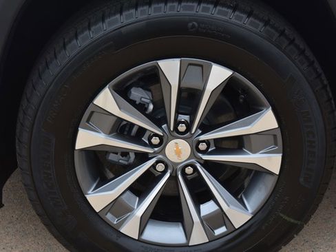 New 2026 Chevrolet Equinox LT w/ Convenience Package II image 10