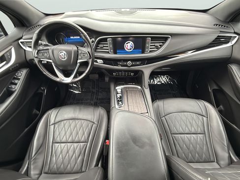 Used 2022 Buick Enclave Avenir w/ Avenir Technology Package AWD/4WD image 15