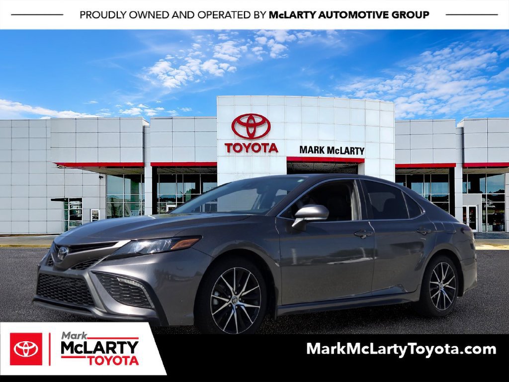 Used 2022 Toyota Camry SE FWD 360° Tour