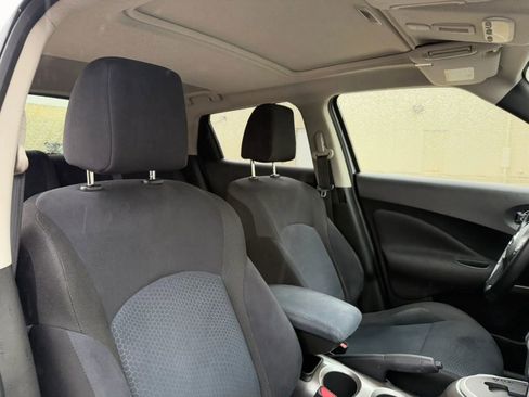 Used 2014 Nissan Juke SV w/ Navigation Package FWD image 15