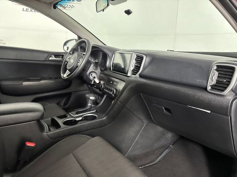 Used 2019 Kia Sportage LX FWD image 31