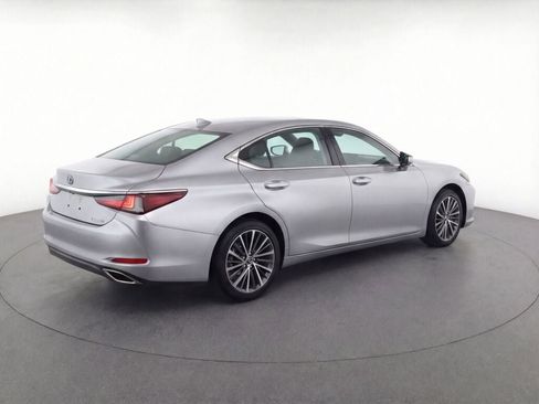 Used 2024 Lexus ES 350 w/ Premium Package image 7