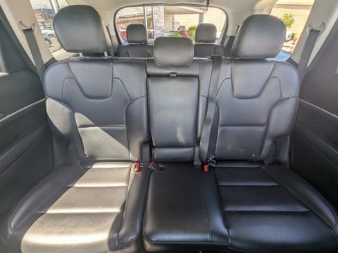 Used 2021 Kia Telluride LX FWD image 21