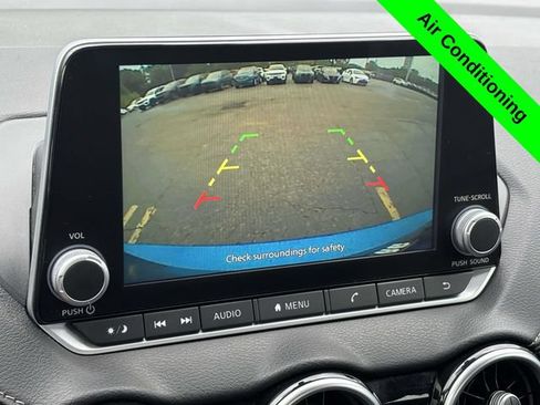 Used 2024 Nissan Sentra SV FWD image 17