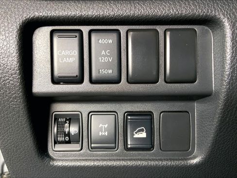 Used 2021 Nissan Titan PRO-4X w/ Pro-4x Convenience Package AWD/4WD image 36