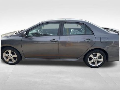 Used 2012 Toyota Corolla S image 12