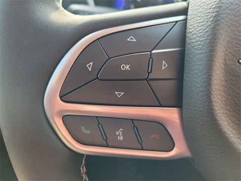 New 2026 Chrysler Pacifica Select image 27