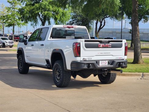 New 2025 GMC Sierra 2500 AT4X w/ AT4X AEV Edition image 3