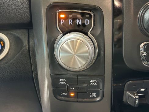 Used 2015 RAM 1500 Sport w/ Ignition Orange Sport Package image 32