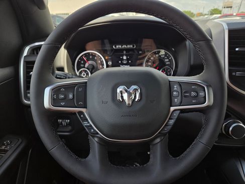 New 2026 RAM 1500 Big Horn AWD/4WD image 19