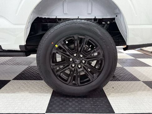 New 2025 Ford F150 Platinum w/ FX4 Off-Road Package AWD/4WD image 12