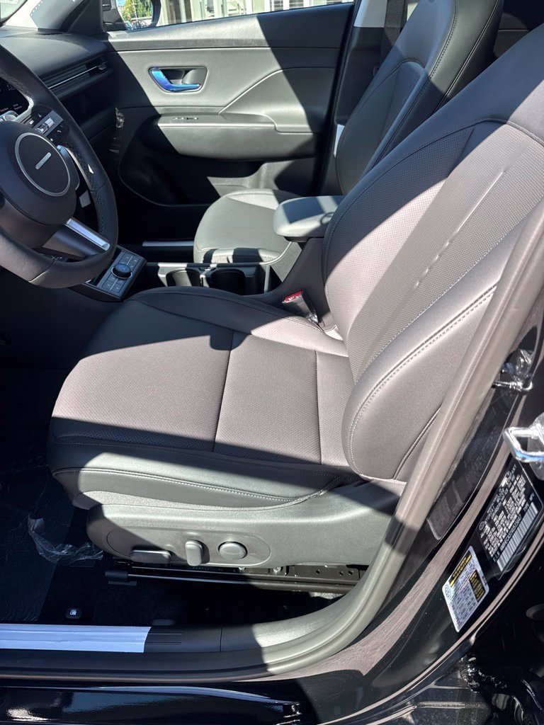 New 2027 Hyundai Kona Limited AWD/4WD image 9