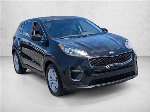 Used 2018 Kia Sportage LX FWD image 3