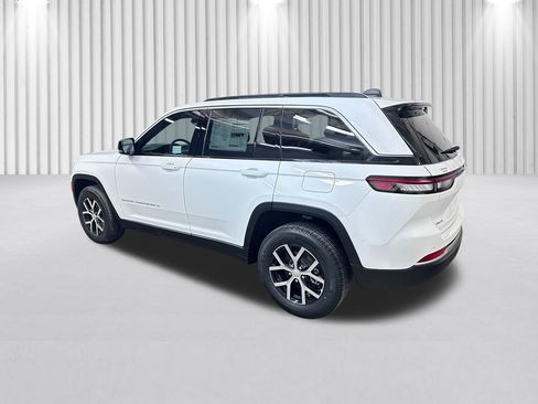 New 2026 Jeep Grand Cherokee Limited image 7