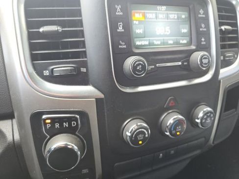 Used 2019 RAM 1500 Classic SLT image 13