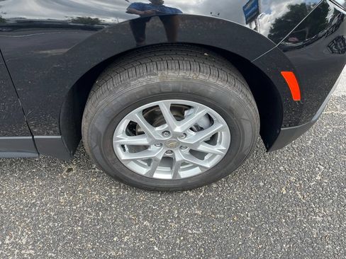 Used 2024 Chevrolet Equinox LT AWD/4WD image 48