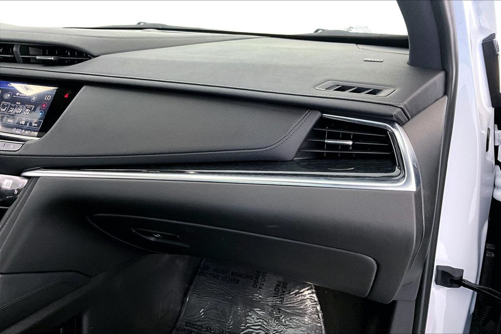 Used 2025 Cadillac XT5 Premium Luxury AWD/4WD image 20