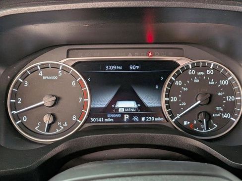 Used 2025 Nissan Rogue SV FWD image 14