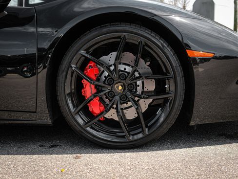 Used 2019 Lamborghini Huracan LP 580-2 image 13