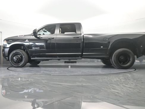 Used 2019 RAM 3500 Tradesman RWD image 60