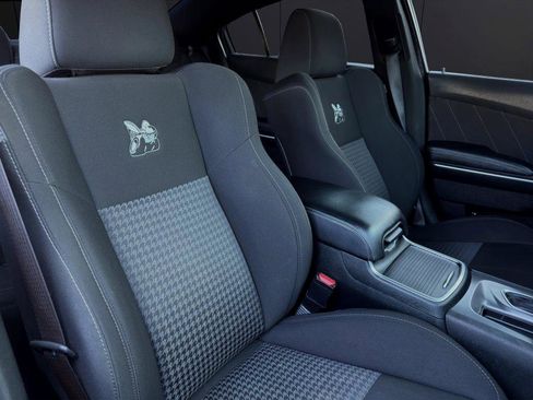 Used 2019 Dodge Charger Scat Pack image 14